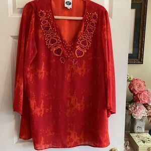 EUC. DG2 Brand Elegant Red Embroidered Women's Top. Size L